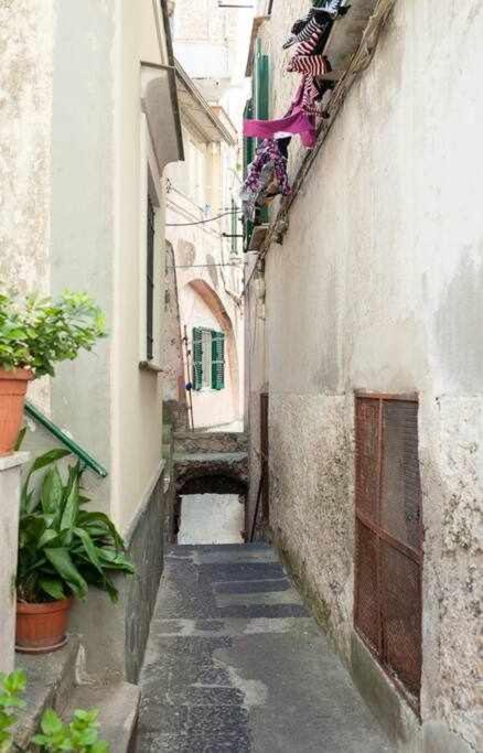 Donna Sara Appartamento in corte Amalfitana Esterno foto